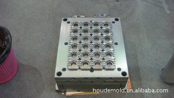 我们超额完成了“为农民工和新业态劳动者等群体开展免费体检超1500人次”的任务