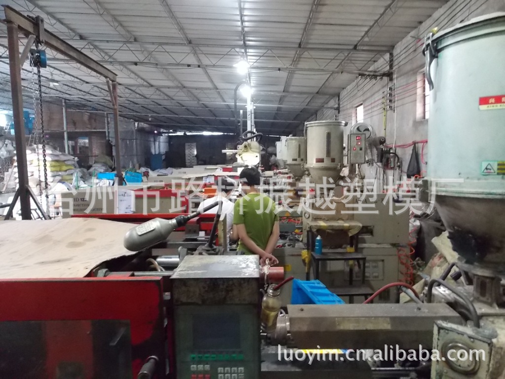 实现设计与生产的并行作业以及产品结构设计与后续量产工艺工序设计的协同