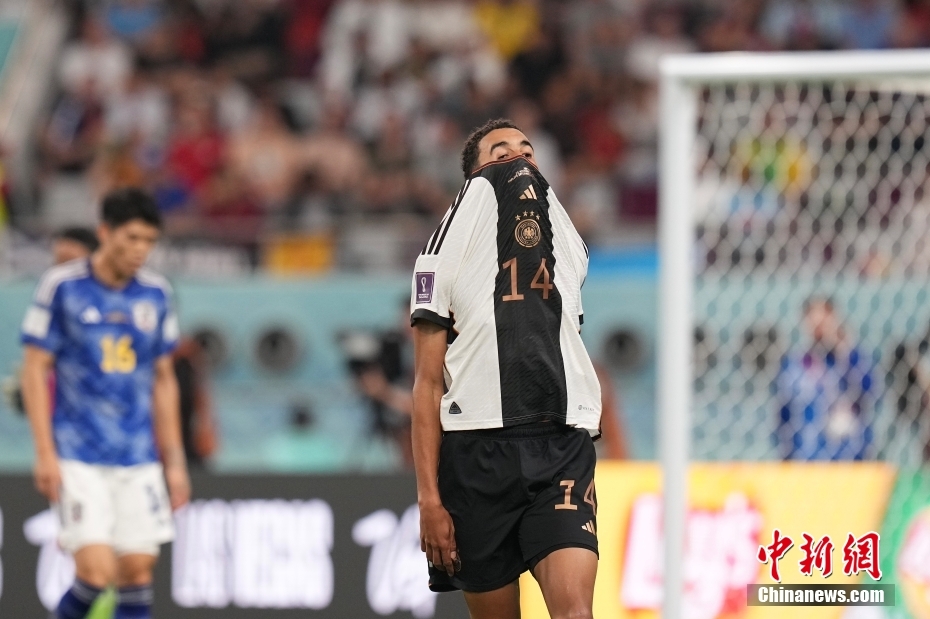 卡塔尔世界杯E组焦点战：德国西班牙巅峰对决引