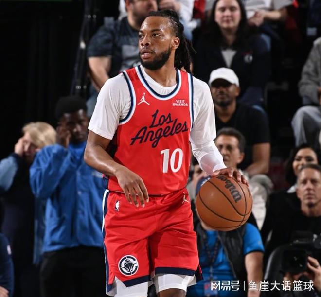 快船爆冷不敌国王 伦纳德伤退国王多点开花