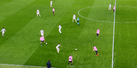 梅西主宰巴萨客场力克尤文 莫拉塔越位三连失球