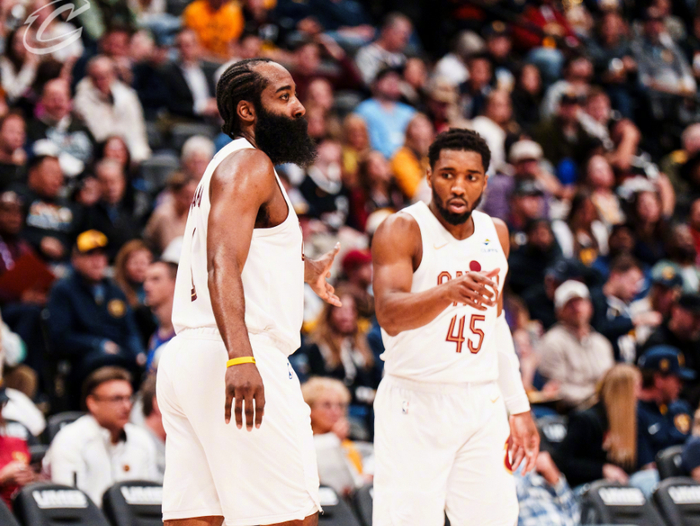 老鹰骑士东部排名争夺战：胜负关键在攻防效率