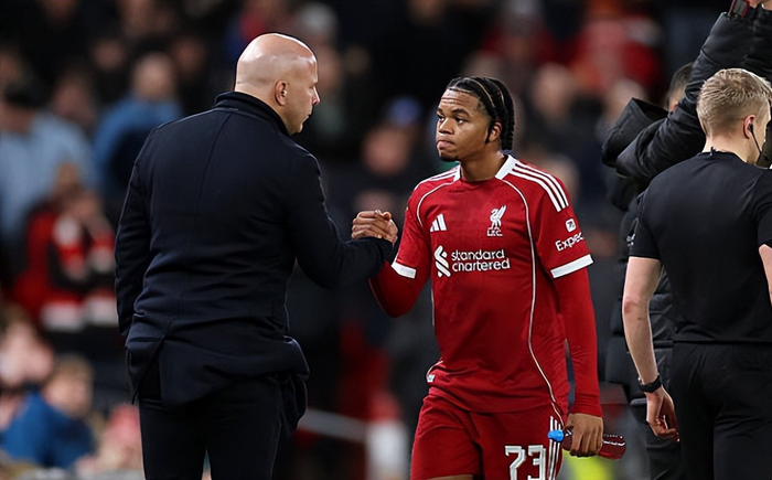 利物浦主场迎战水晶宫 欧冠资格争夺战引关注